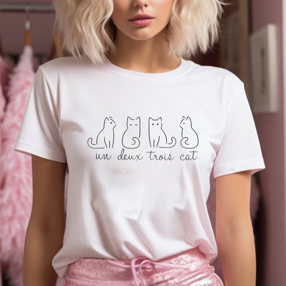 Un Deux Trois Cat Tshirt